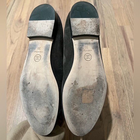Chanel 2025 Suede Ballet Flats - Picture 4 of 8
